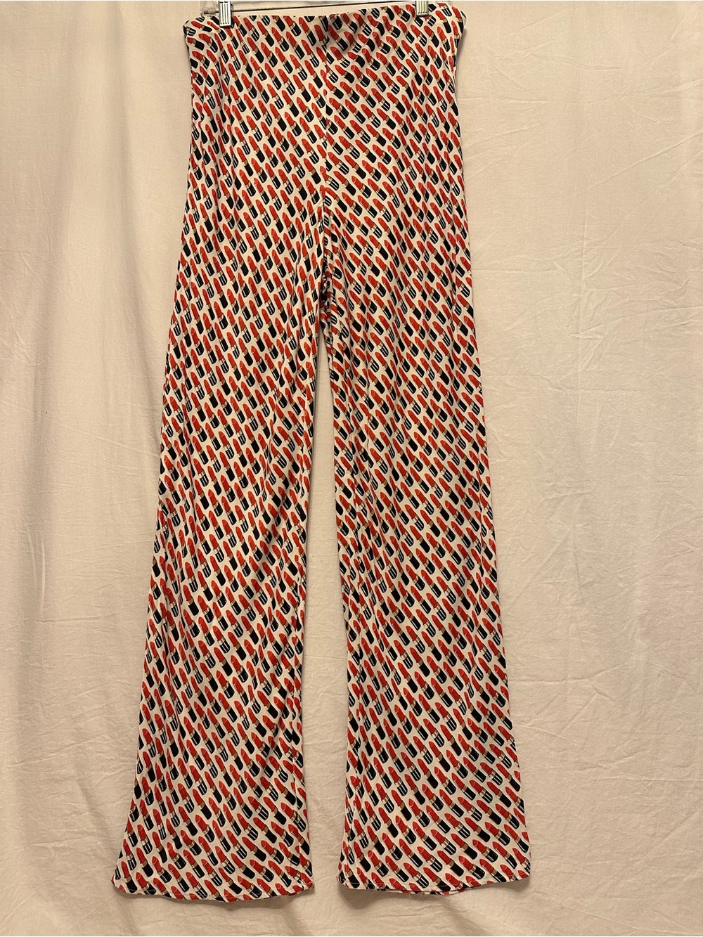 Anthropologie Lipstick Print Wide Leg Pants Size Large Red Black Novelty Print - Picture 2 of 7
